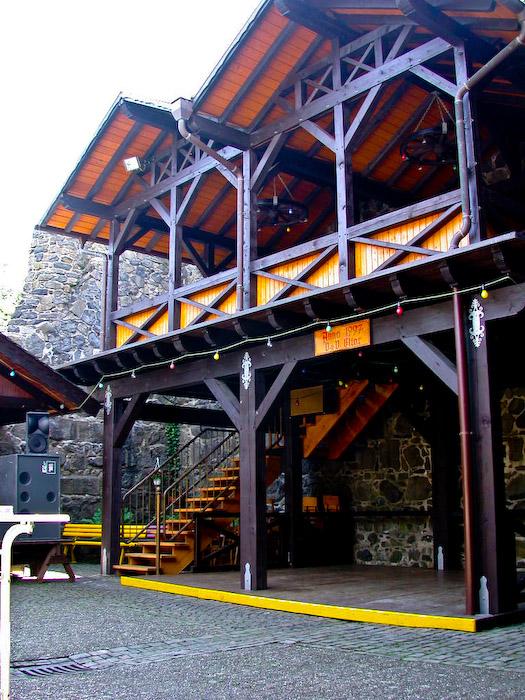 images/bilderleisten/burg_ellar/burg_ellar%20(4).jpg#joomlaImage://local-images/bilderleisten/burg_ellar/burg_ellar (4).jpg?width=525&height=700