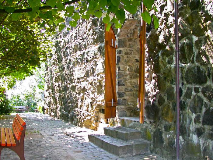 images/bilderleisten/burg_ellar/burg_ellar%20(6).jpg#joomlaImage://local-images/bilderleisten/burg_ellar/burg_ellar (6).jpg?width=700&height=525