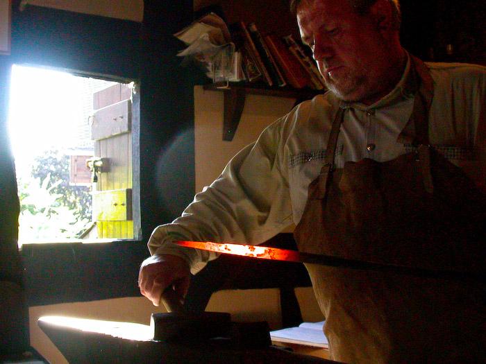 images/bilderleisten/burgschmiede/burgschmiede%20(6).jpg#joomlaImage://local-images/bilderleisten/burgschmiede/burgschmiede (6).jpg?width=700&height=525