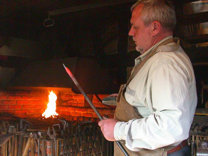 images/bilderleisten/burgschmiede/burgschmiede%20(9).jpg#joomlaImage://local-images/bilderleisten/burgschmiede/burgschmiede (9).jpg?width=700&height=525