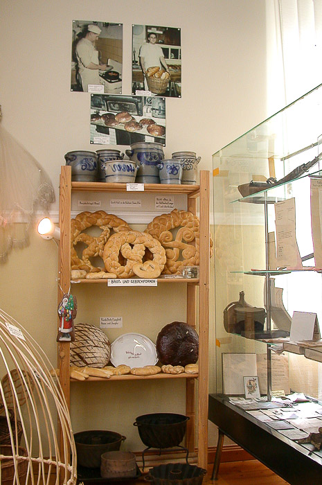 images/bilderleisten/ludwig_boeshaus/01%20(4).jpg#joomlaImage://local-images/bilderleisten/ludwig_boeshaus/01 (4).jpg?width=465&height=700